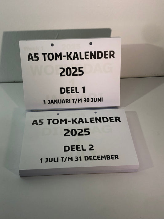 A5 TOM Kalender met grote letters en cijfers 2025 en 2026